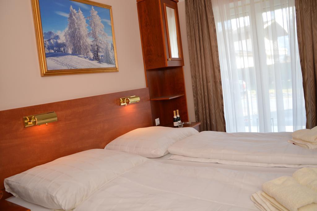 Private Room Pyrkerstrasse 배드호프가스타인 객실 사진