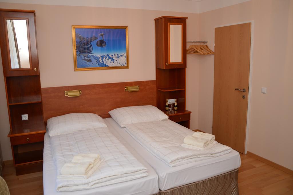 Private Room Pyrkerstrasse 배드호프가스타인 객실 사진
